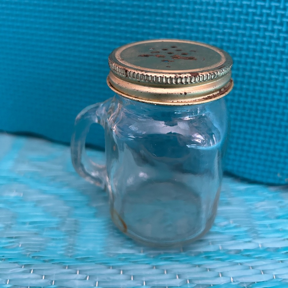 Vintage jar Shaker